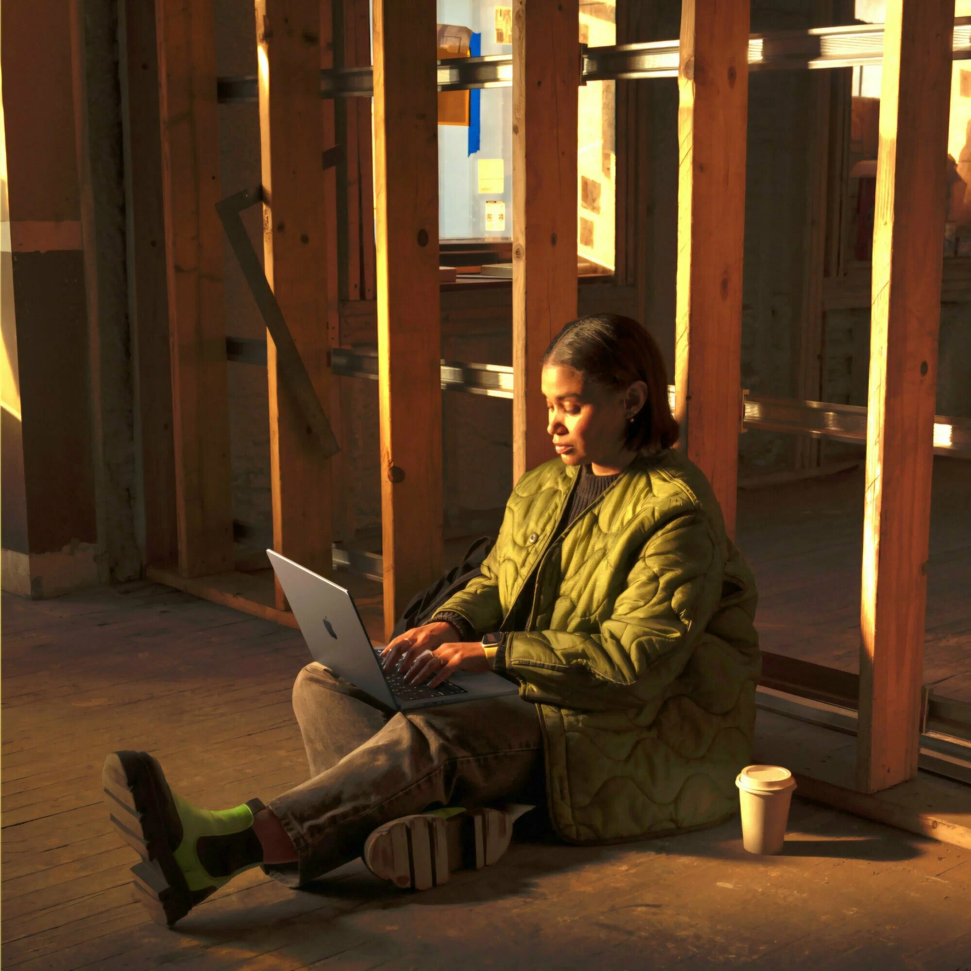 Ноутбук Apple Macbook Pro 14 M4 2024 24GB/1TB MX2J3 Space Black/черный космос, английская раскладка клавиатуры изображение 6